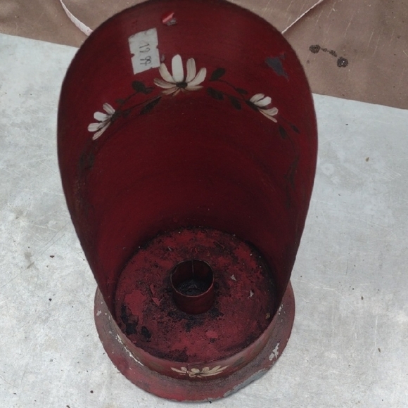 Handcrafted Red Floral Candle Holder - Picture 1 of 1